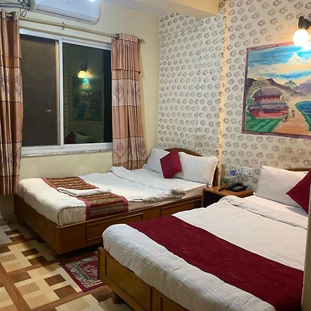 The Tranqulity Inn Pokhara Extérieur photo