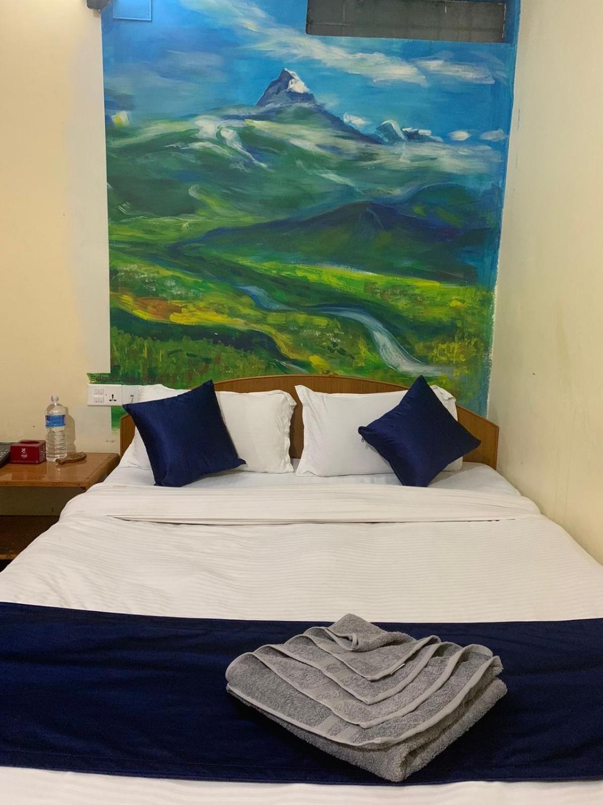 The Tranqulity Inn Pokhara Extérieur photo