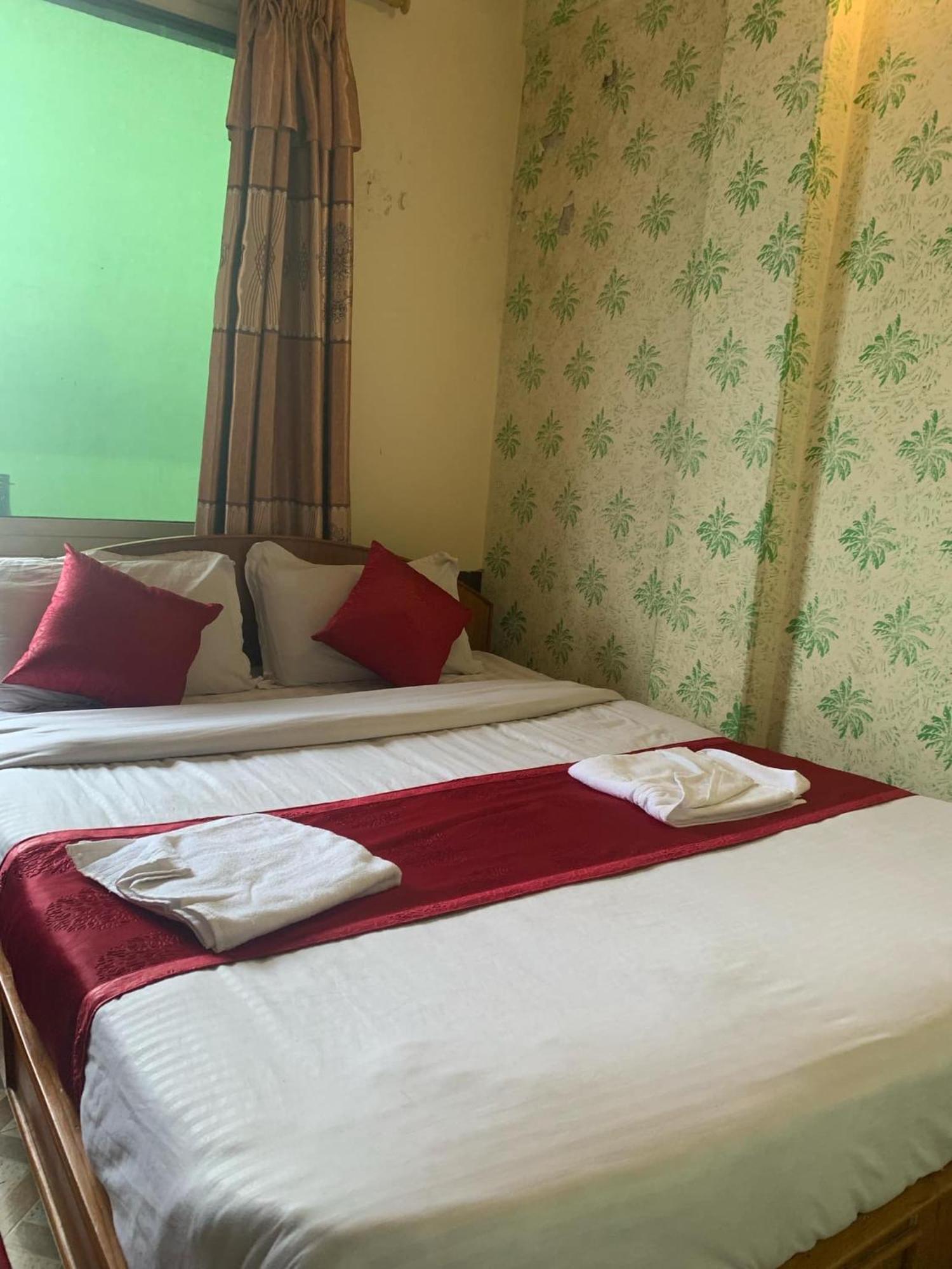 The Tranqulity Inn Pokhara Extérieur photo
